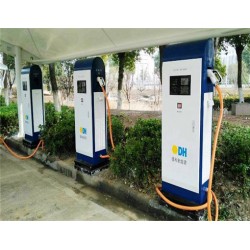 停車(chē)場(chǎng)充電樁哪里有？深圳哪里有好用的充電樁設(shè)備
