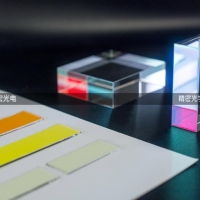 夏天到了IPL強(qiáng)脈沖光脫毛儀選擇什么波長比較好？